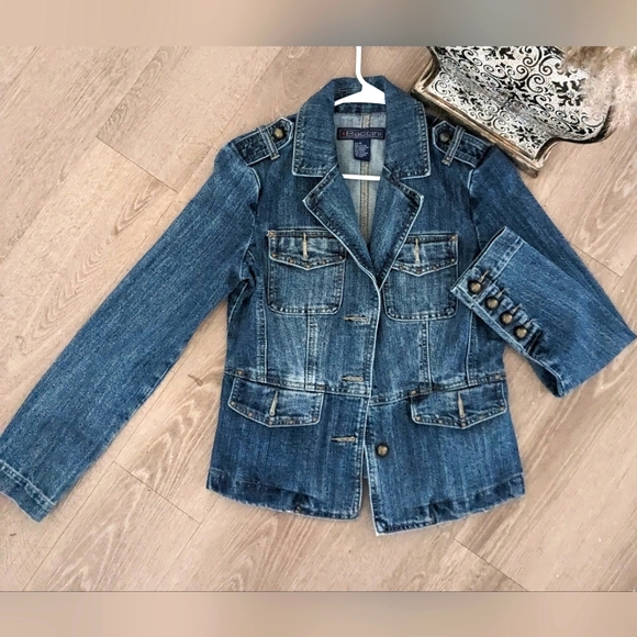 Jean Jacket - Picture 1 of 3